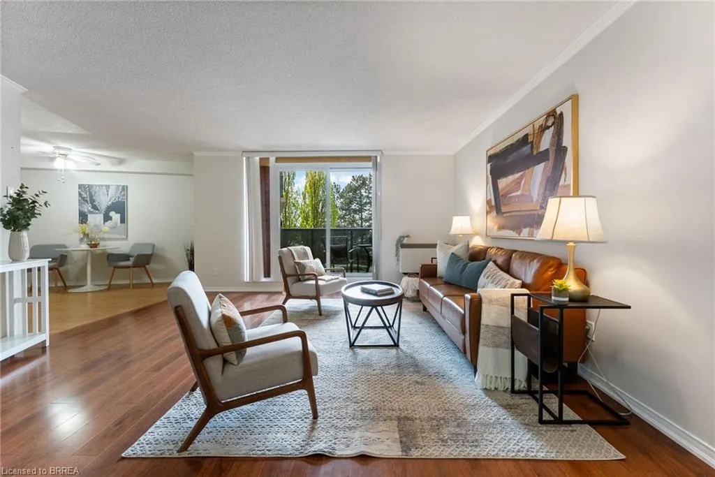 9 Bonheur Court, #212