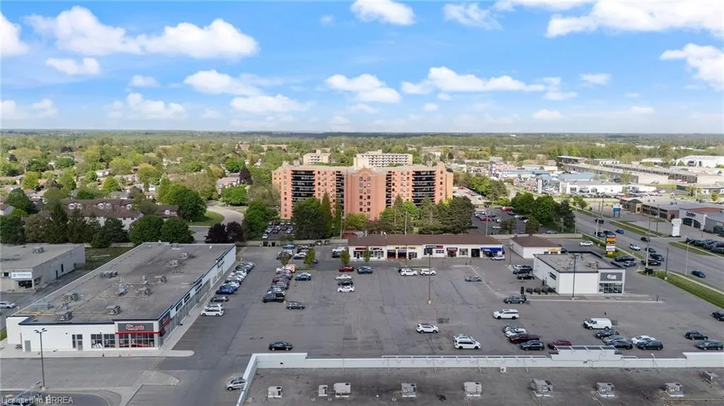 9 Bonheur Court, #212