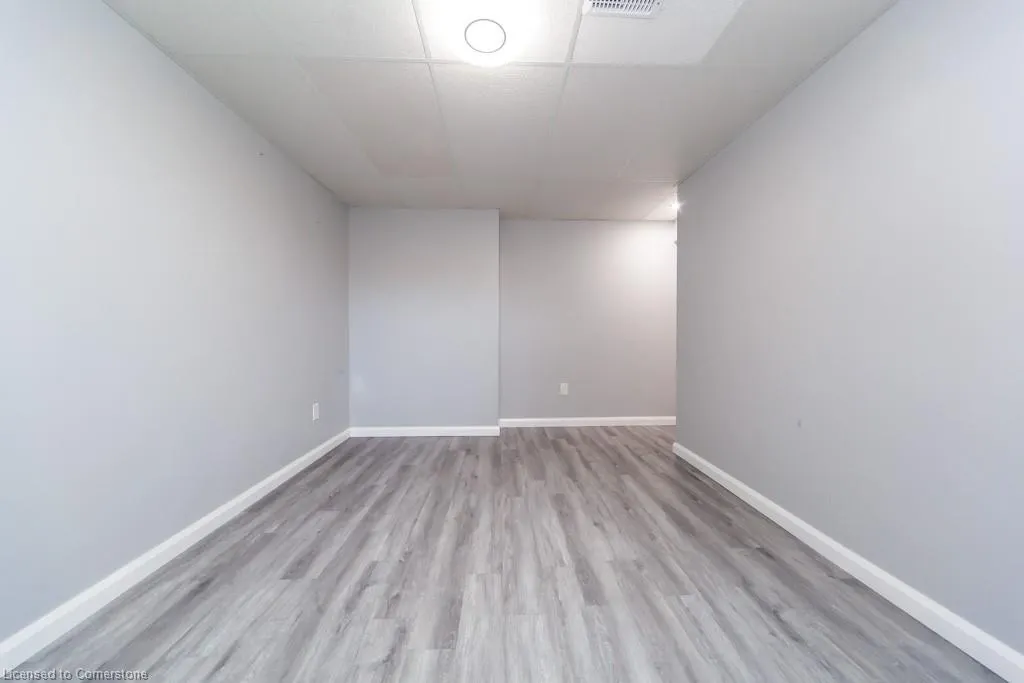 579 Windjammer Way