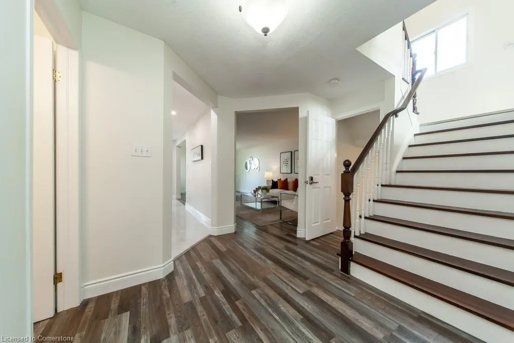 579 Windjammer Way
