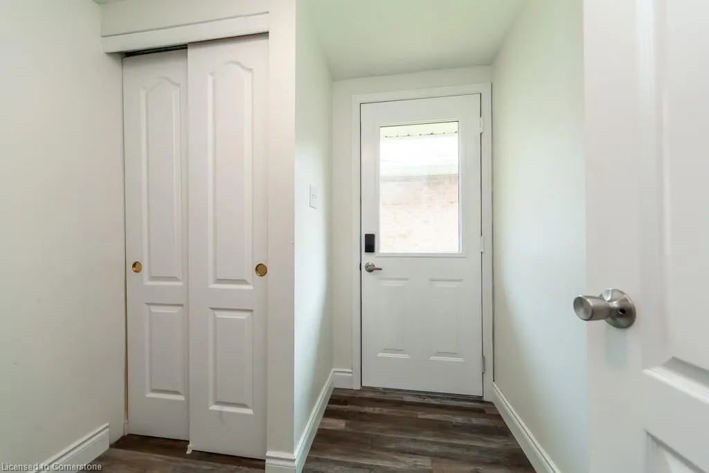 579 Windjammer Way