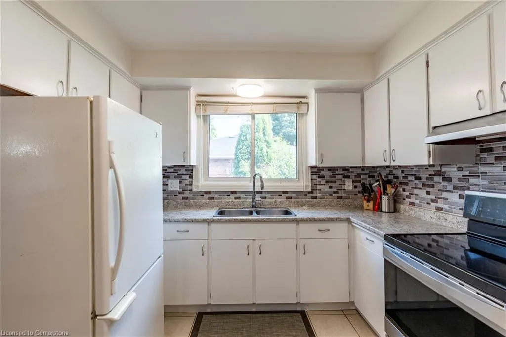 2 Lester Place