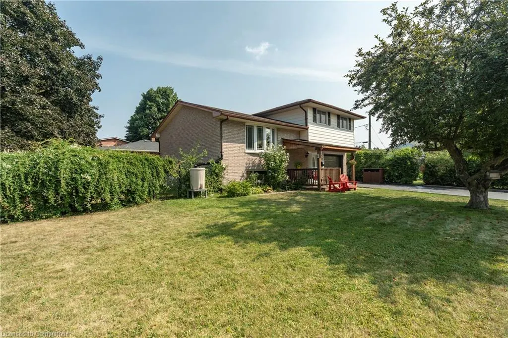 2 Lester Place