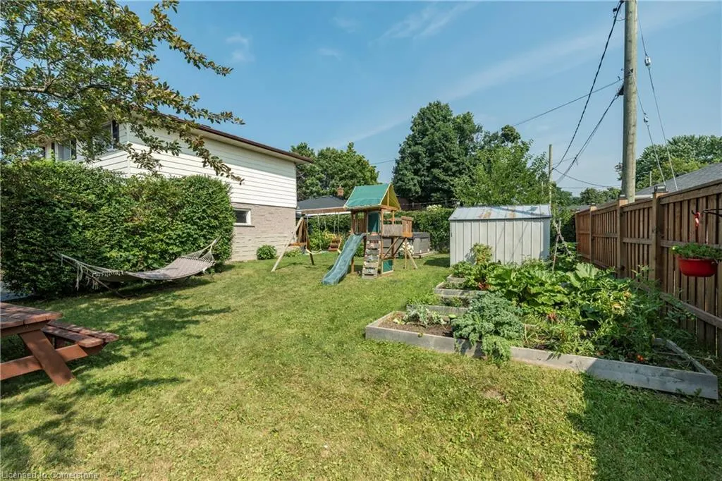 2 Lester Place