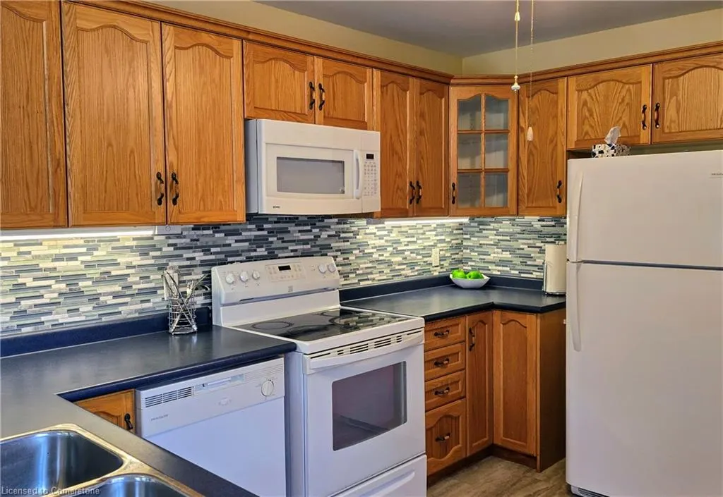 10 Isherwood Avenue, #5