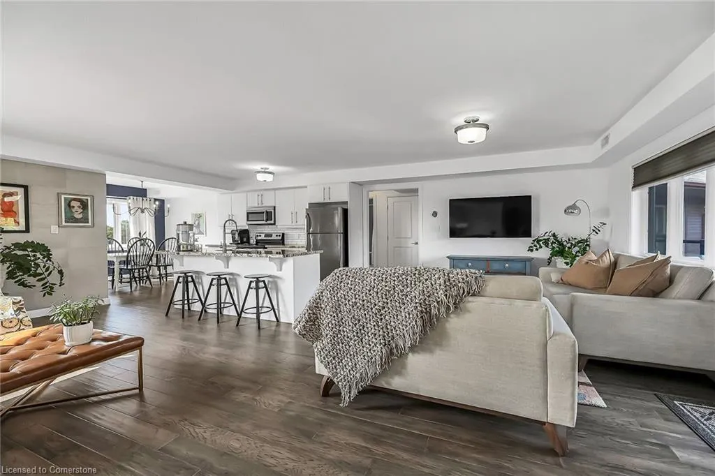 23 Echovalley Drive, #12
