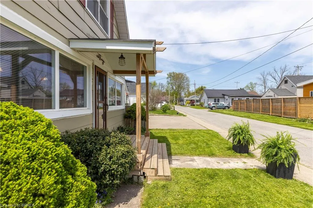 117 Cambridge Road E