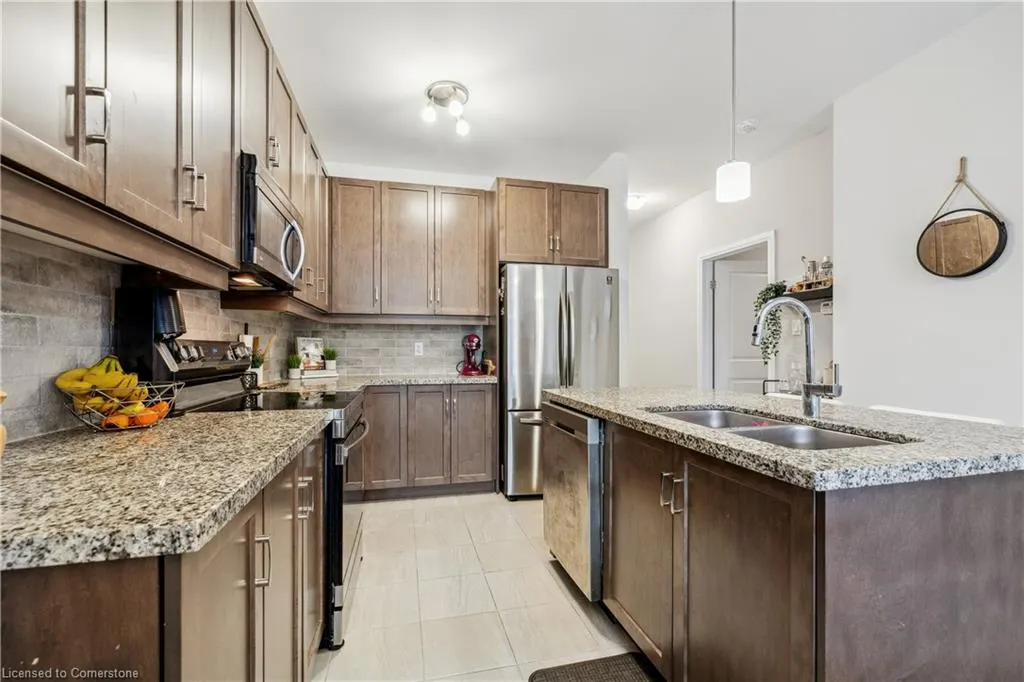 18 South Coast Circle