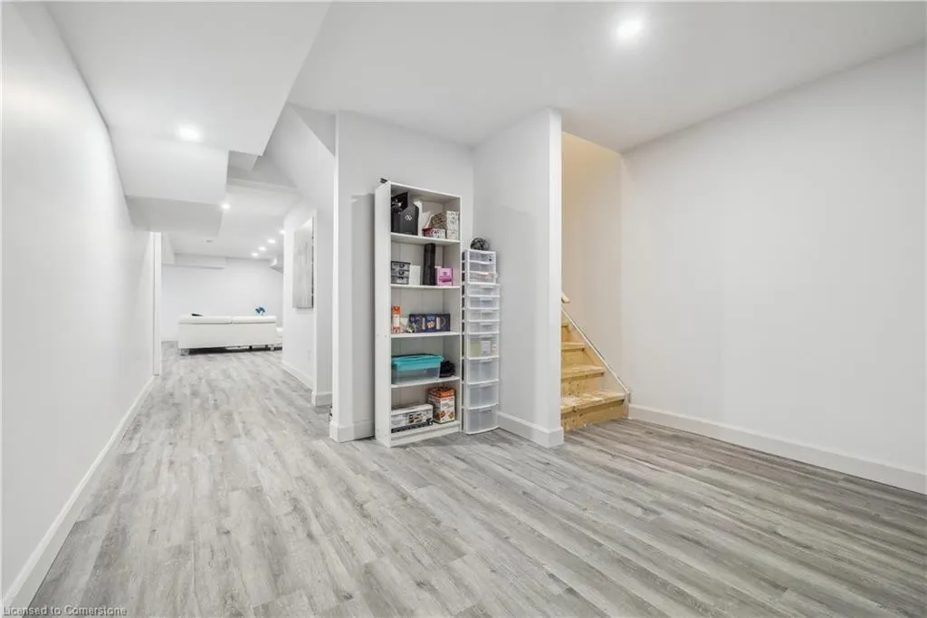 18 South Coast Circle