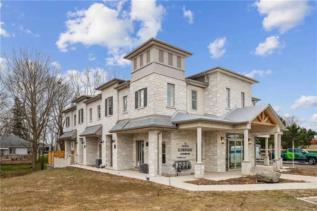 18 South Coast Circle