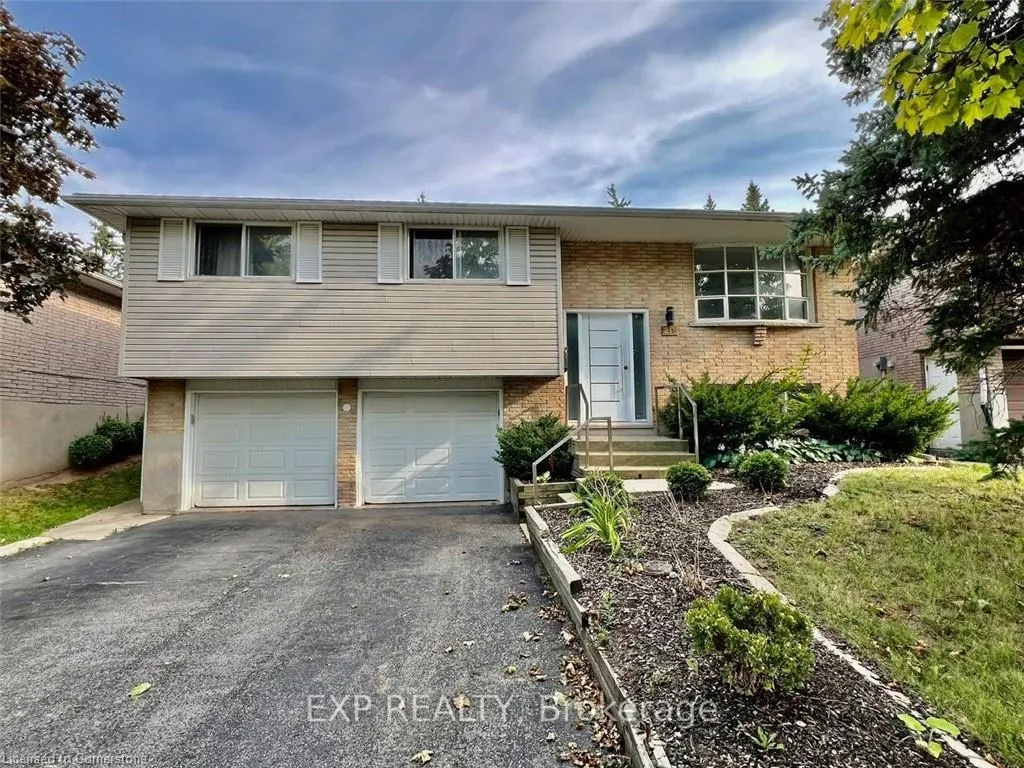 213 Northlake Drive