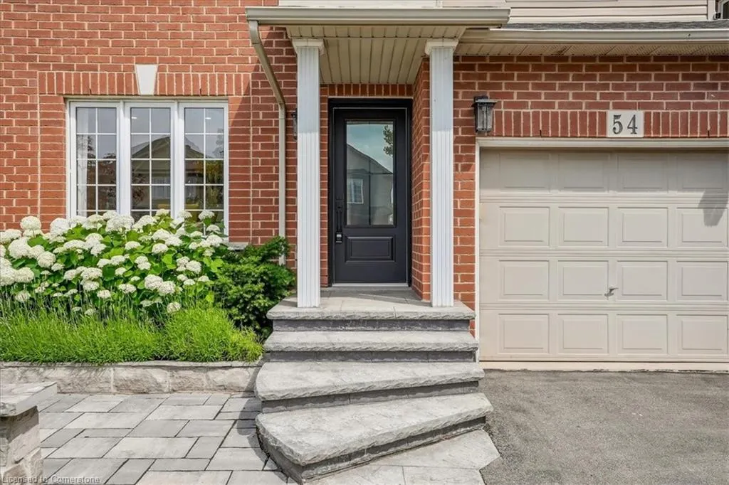 54 Ivybridge Drive
