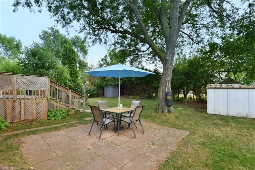 238 Kent Crescent