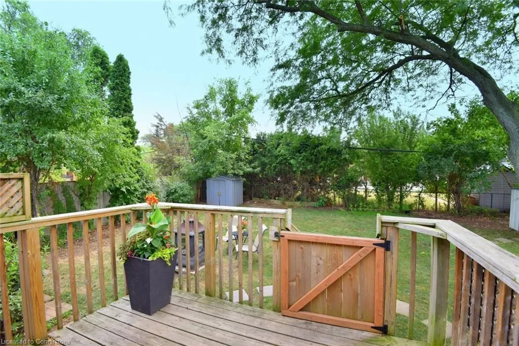 238 Kent Crescent