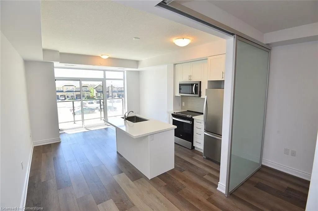 450 Dundas Street, #612