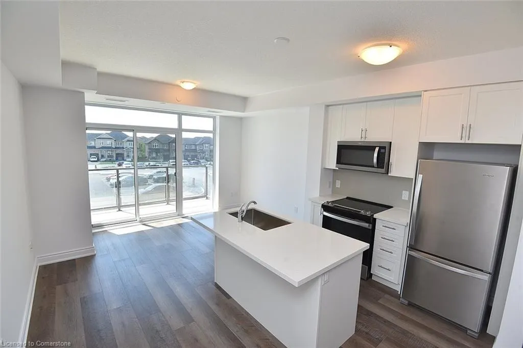 450 Dundas Street, #612