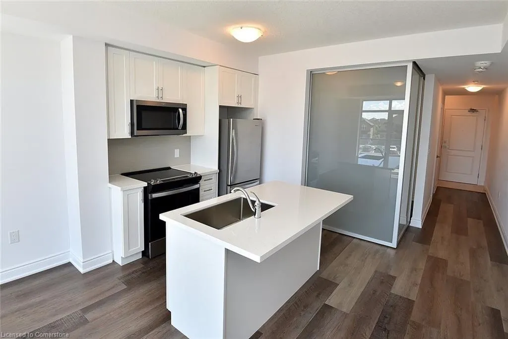 450 Dundas Street, #612
