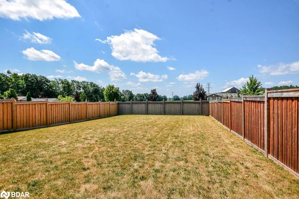 53 Rugman Crescent