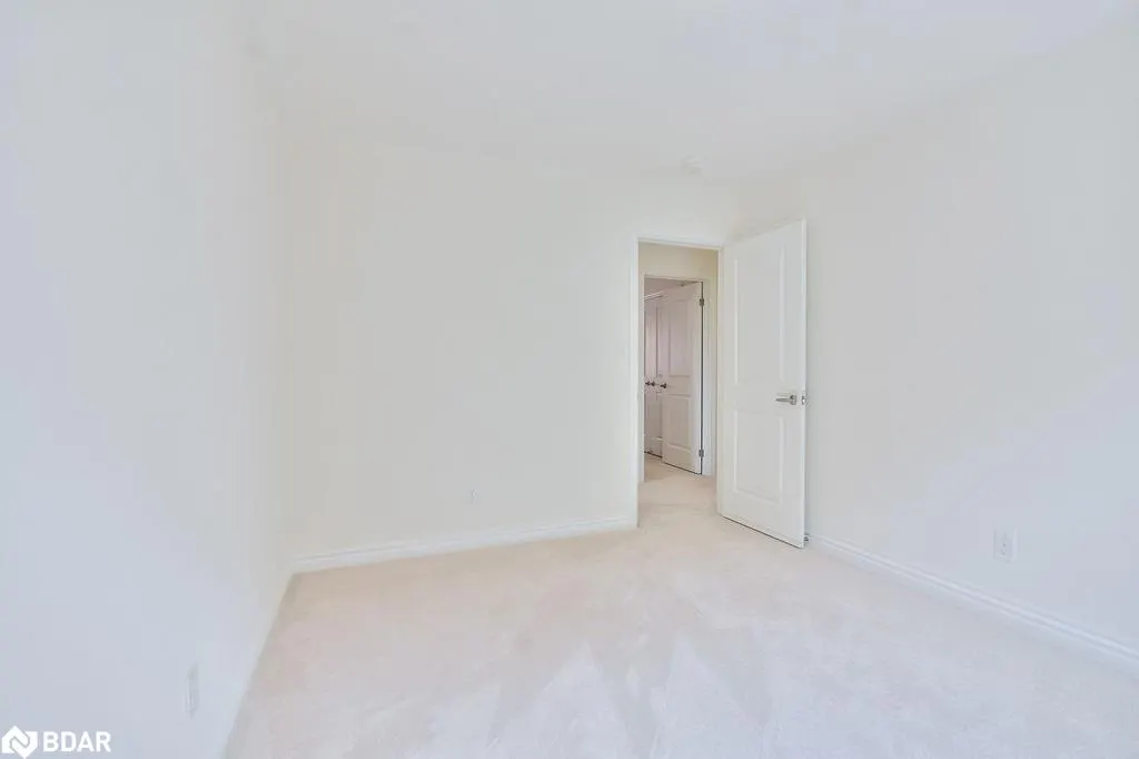 53 Rugman Crescent