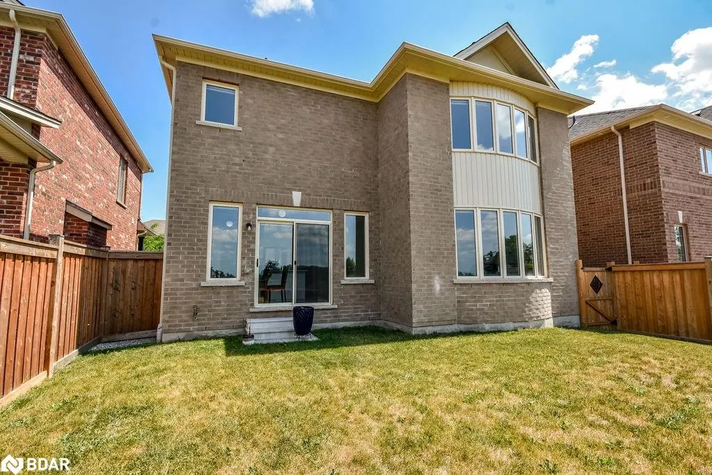 53 Rugman Crescent