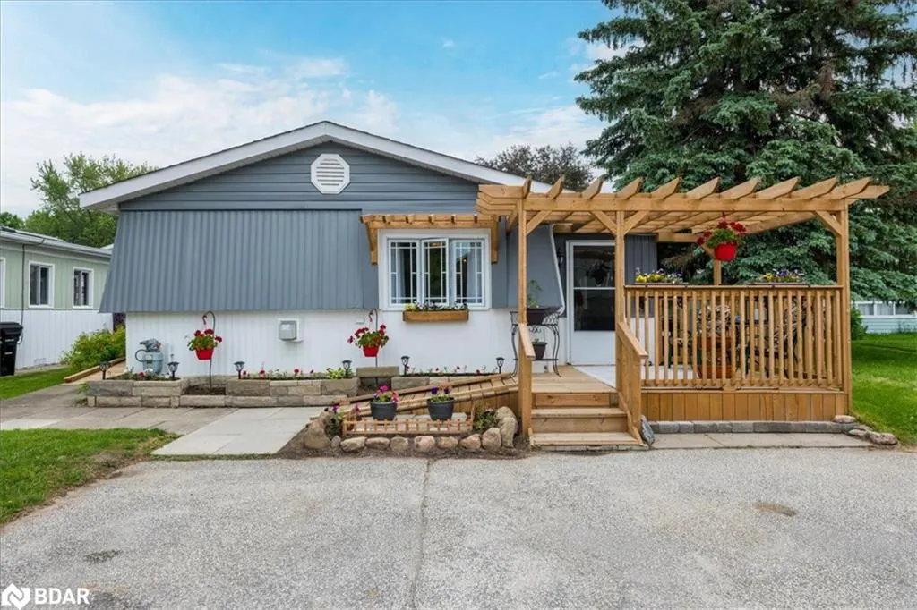 3 Weeping Willow Drive