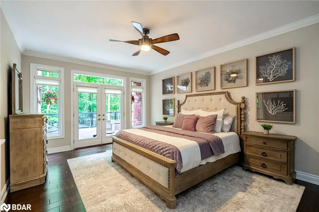 11 Emerald Terrace