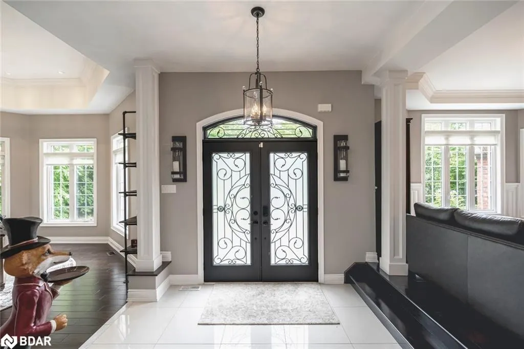 11 Emerald Terrace