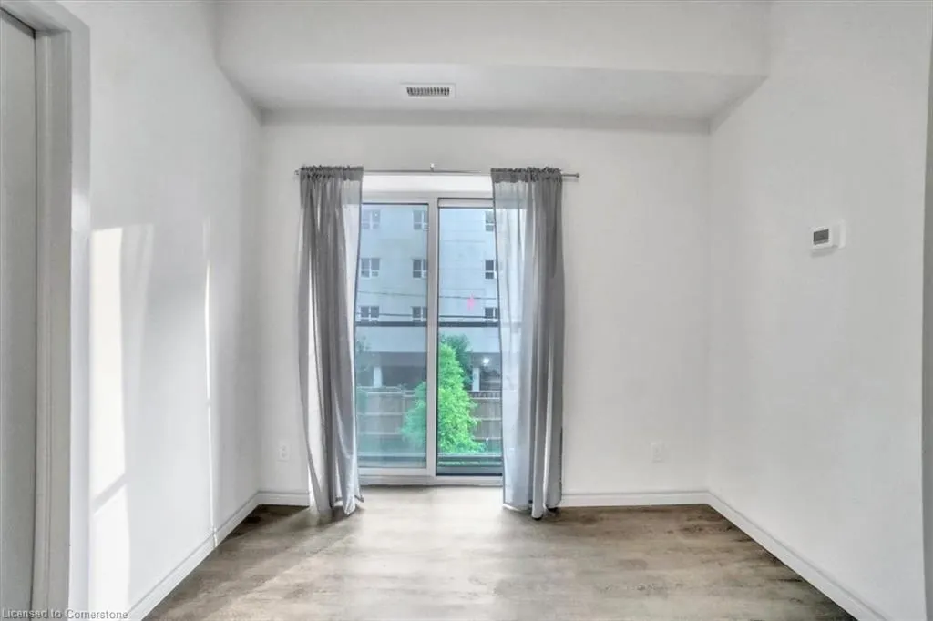 269 Sunview Street, #205