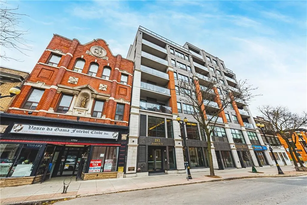 181 James Street N, #402