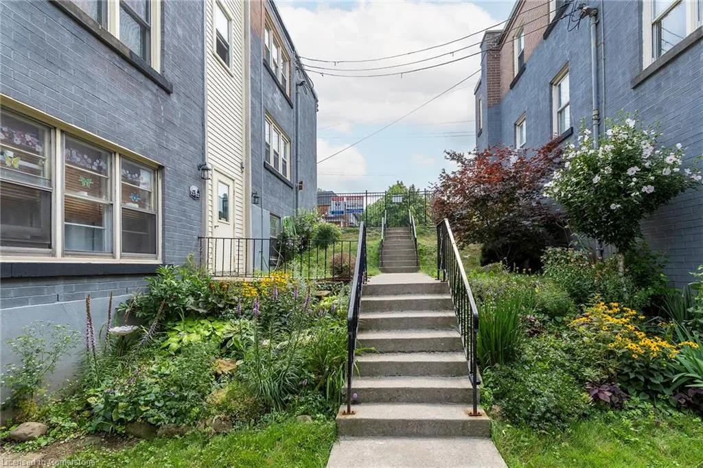 1759 King Street E, #14