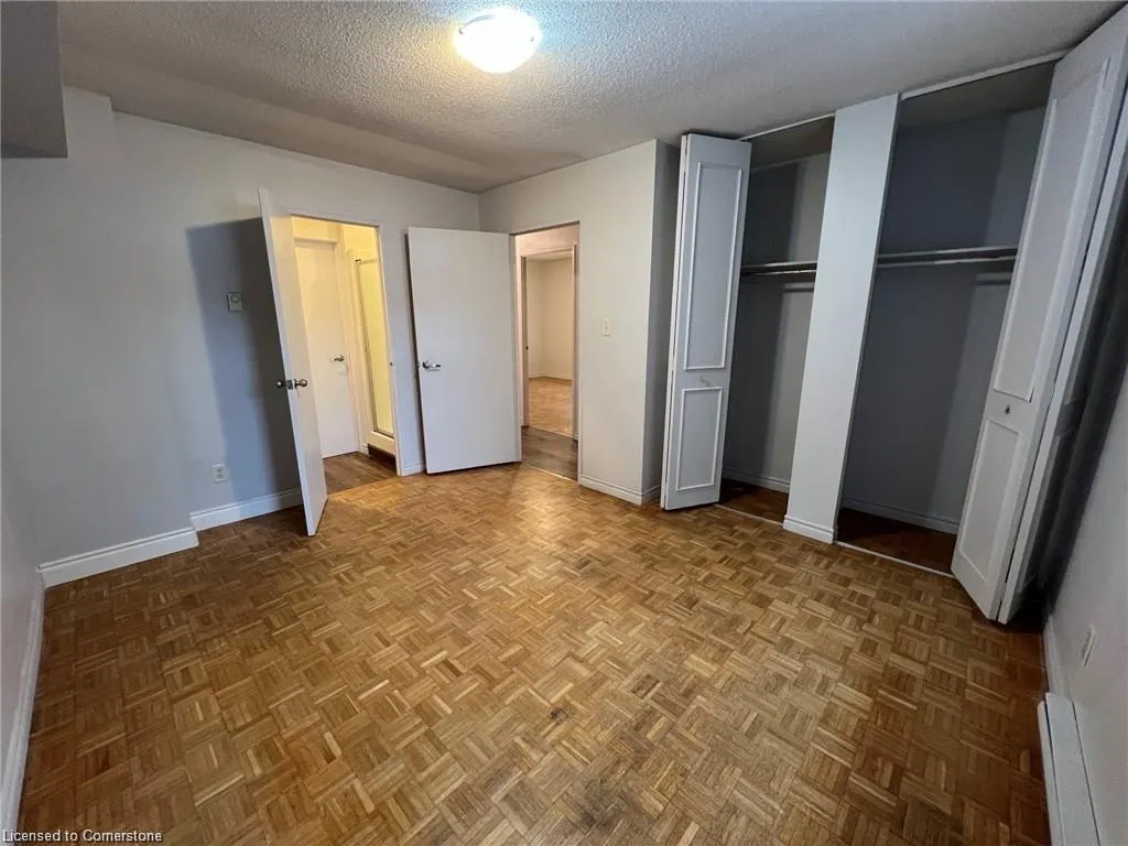 113 Westmount Road, #1