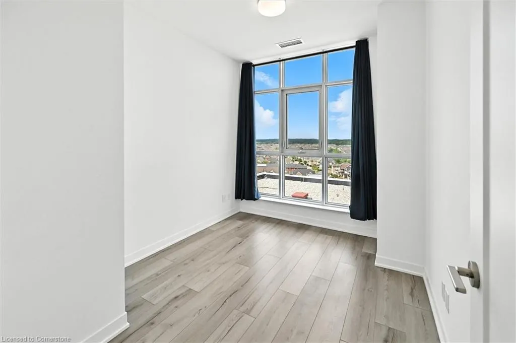 405 Dundas Street Street W, #PH06