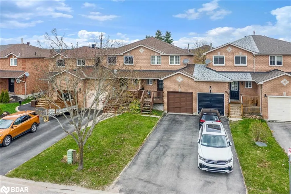 96 Lee Crescent