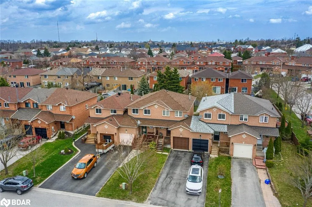 96 Lee Crescent
