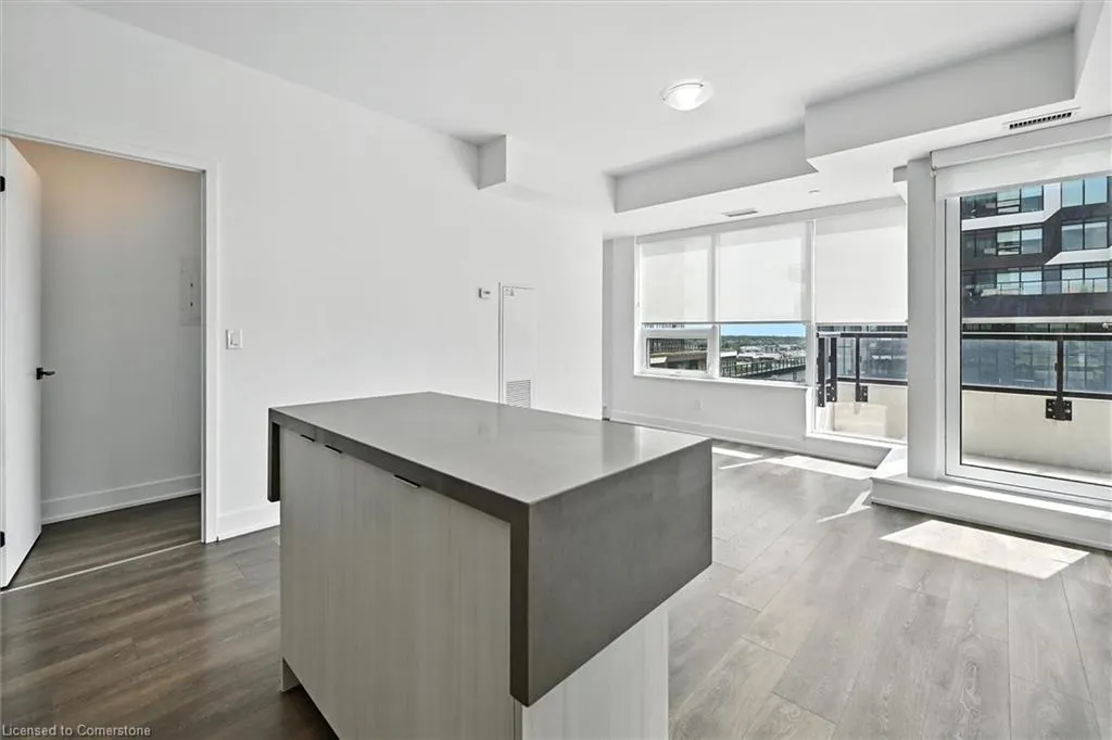 2489 Taunton Road, #611