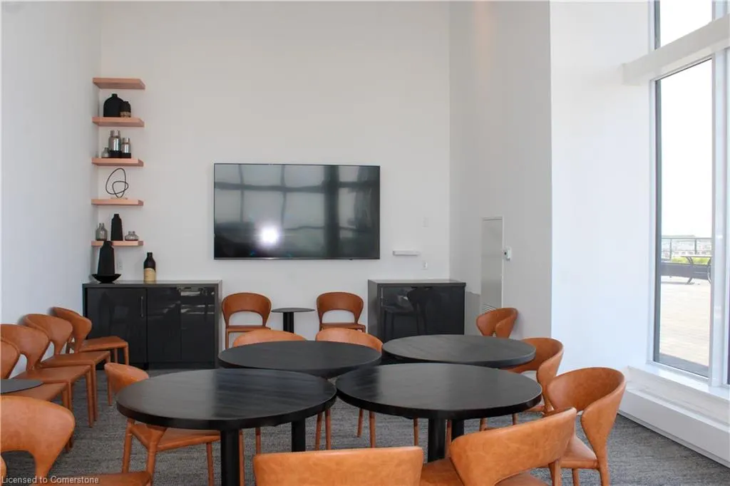 2489 Taunton Road, #611