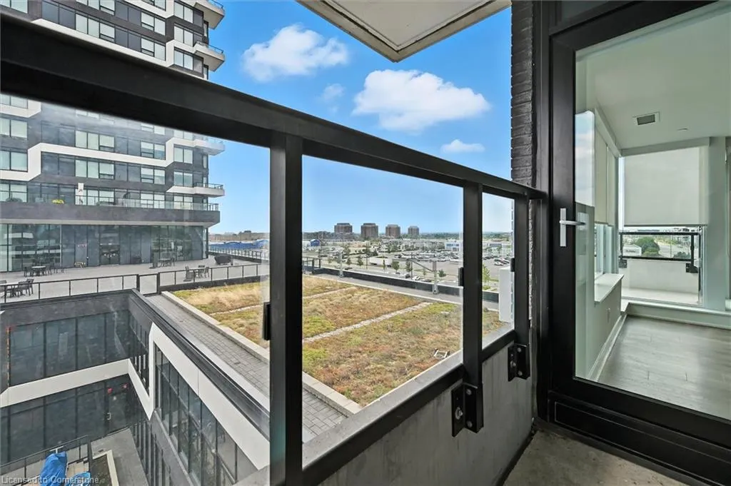 2489 Taunton Road, #611