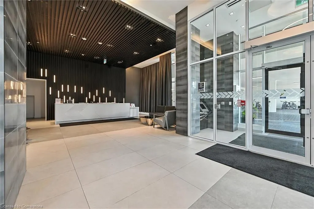 2489 Taunton Road, #611