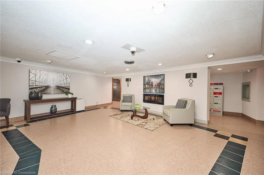 1240 Marlborough Court, #504
