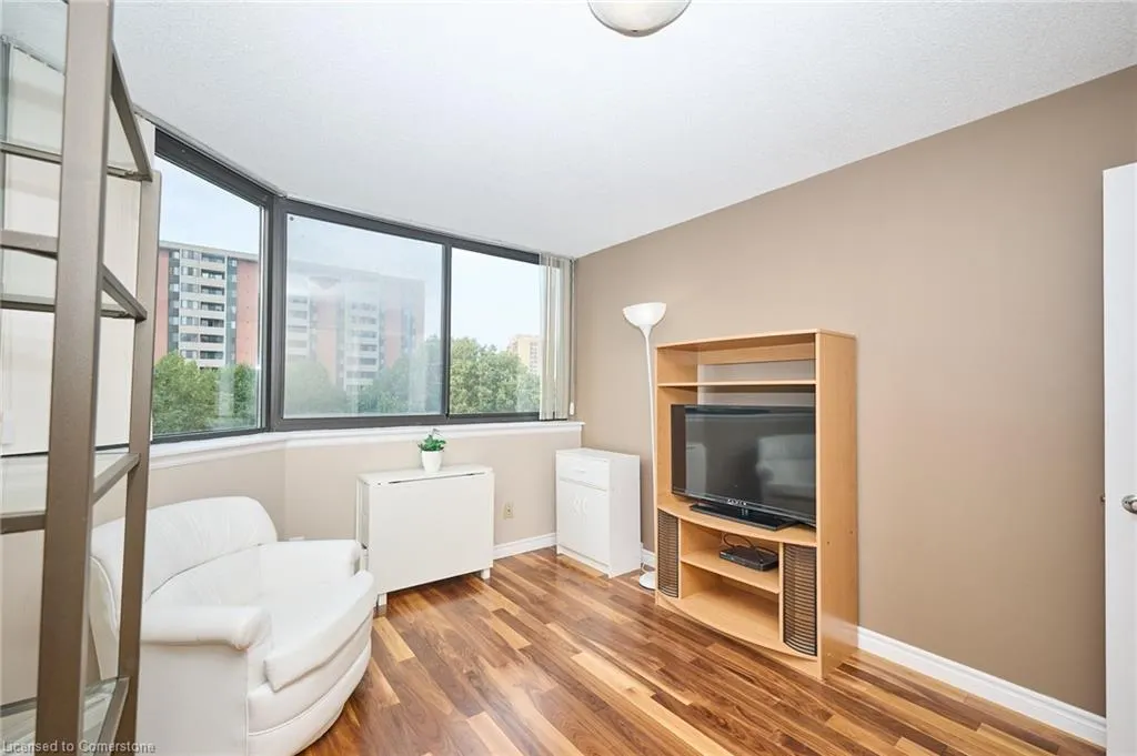 1240 Marlborough Court, #504