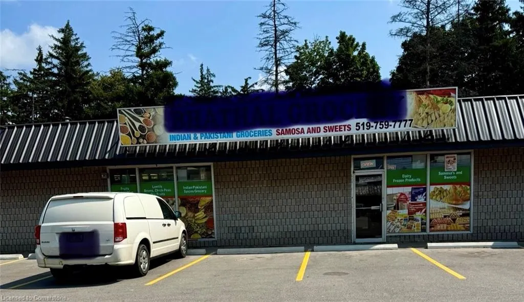 206 KING GEORGE Road, ##3 & 4