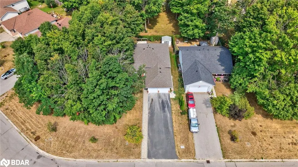 393 Grenville Avenue