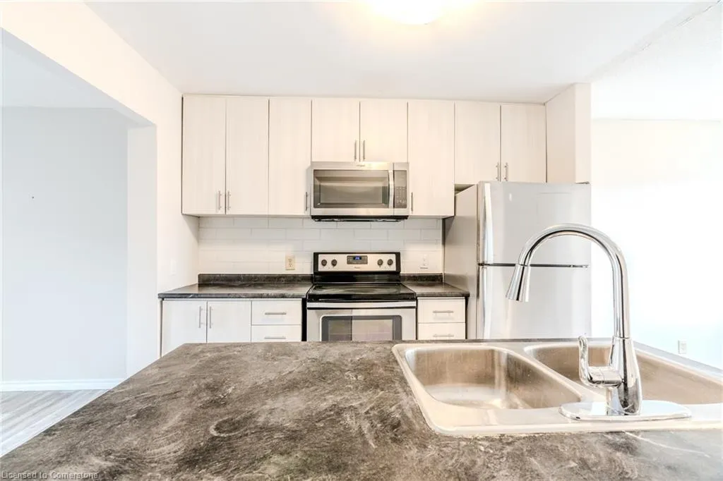 293 Fairway Road N, #26