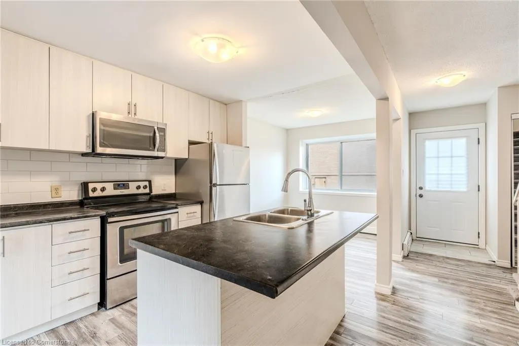 293 Fairway Road N, #26