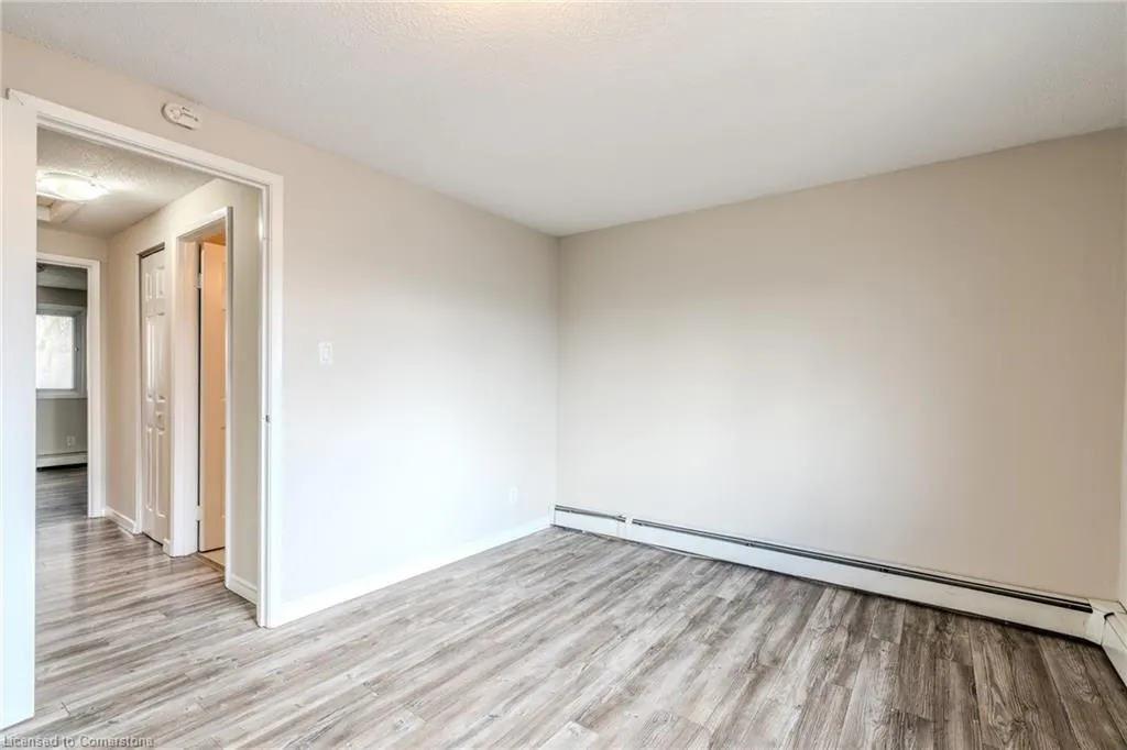 293 Fairway Road N, #26