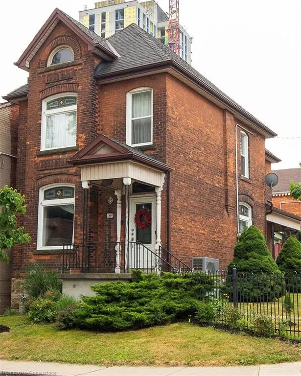 167 Napier Street