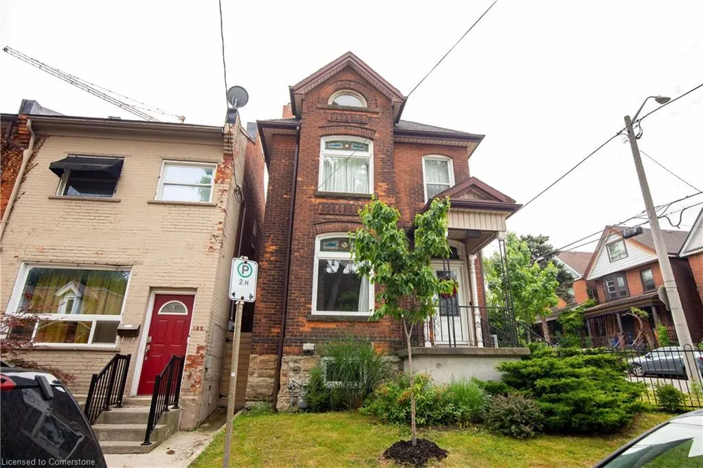 167 Napier Street