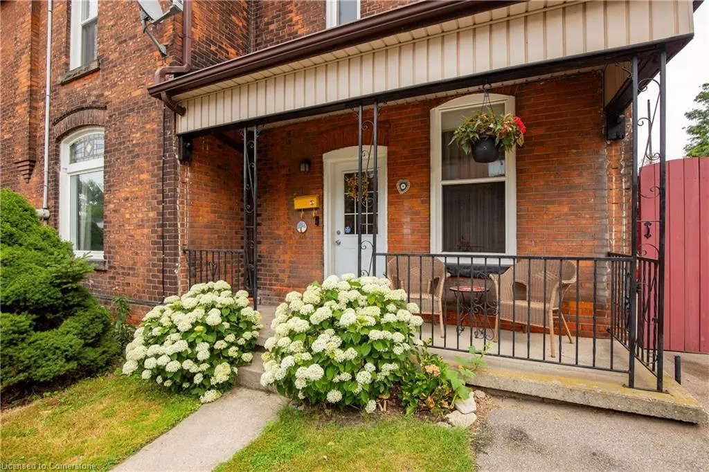 167 Napier Street