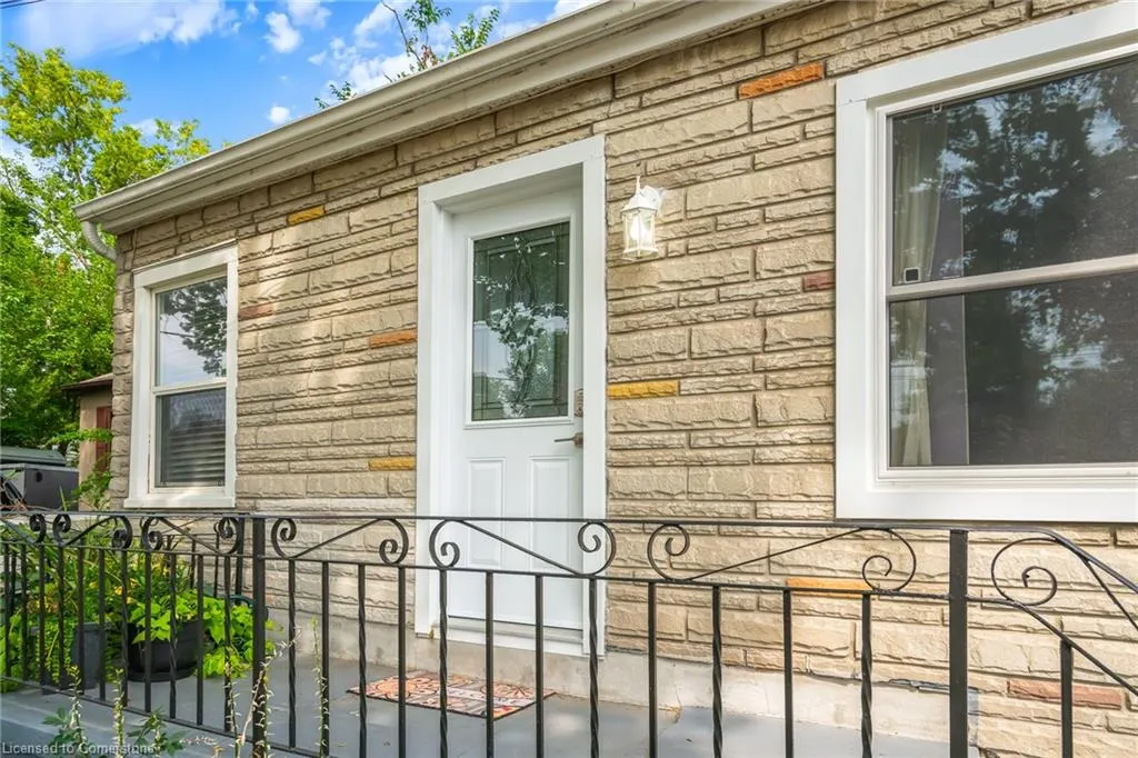 7 Elmwood Avenue