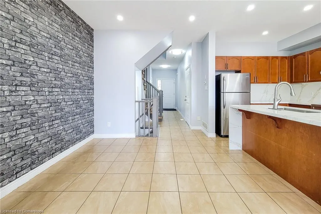 77 Highgate Drive